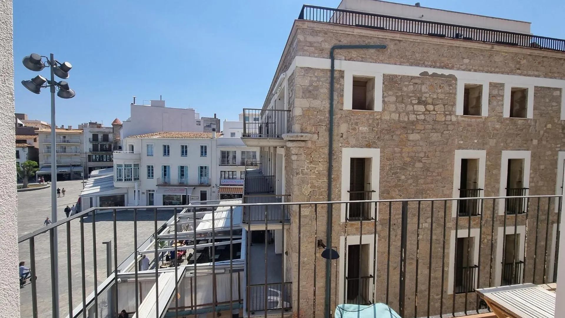 Centrally Located Apartment In L Escala L' Escala